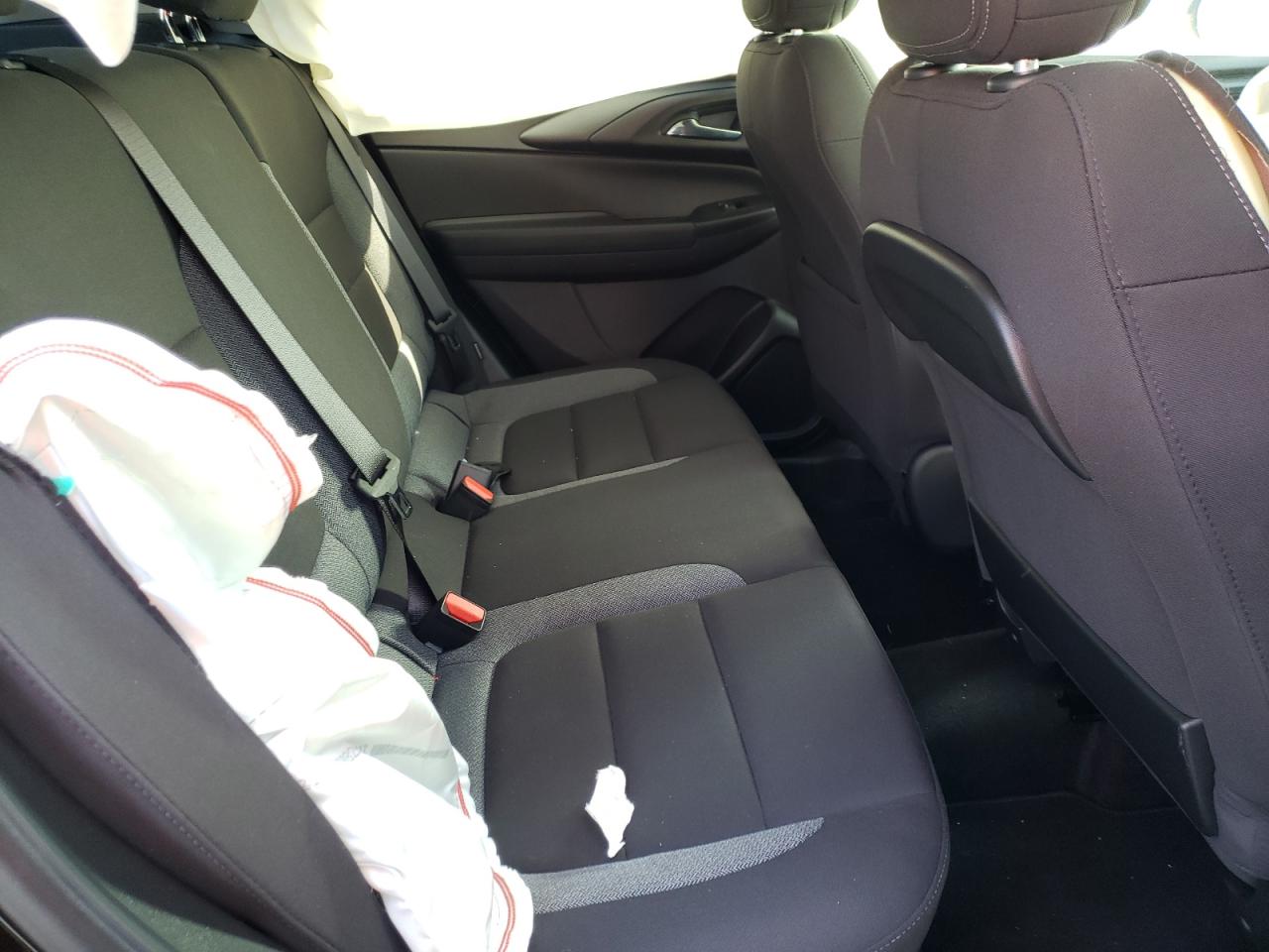 Photo 6 from auction – 2021 CHEVROLET TRAILBLAZE with VIN KL79MRSL0MB093083