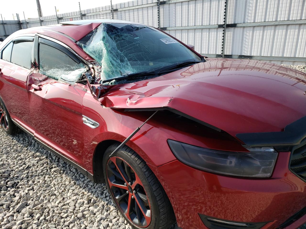 Photo 9 from auction – 2016 FORD TAURUS SEL with VIN 1FAHP2E88GG124534