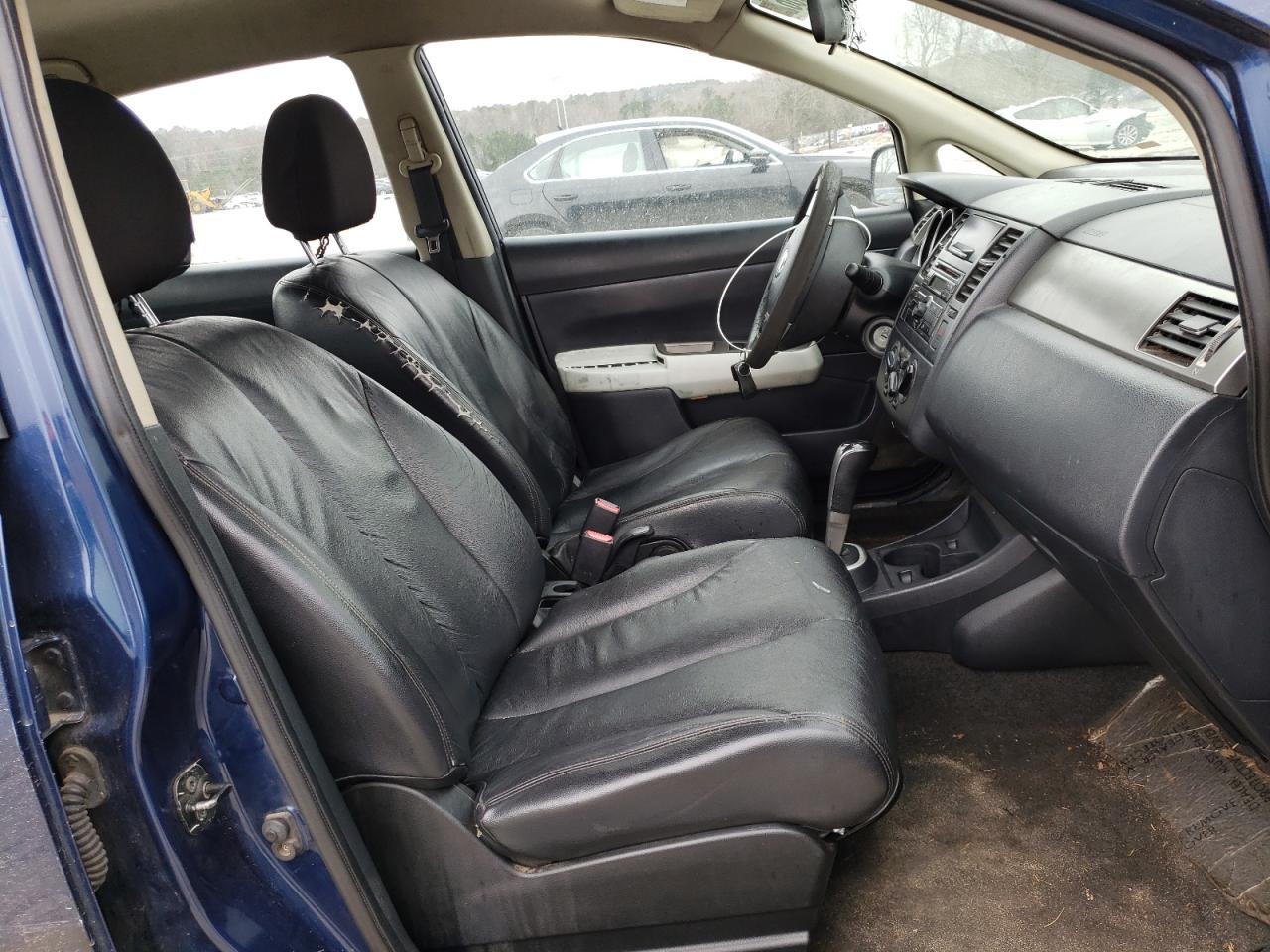 Photo 5 from auction – 2010 NISSAN VERSA S with VIN 3N1BC1AP2AL400229