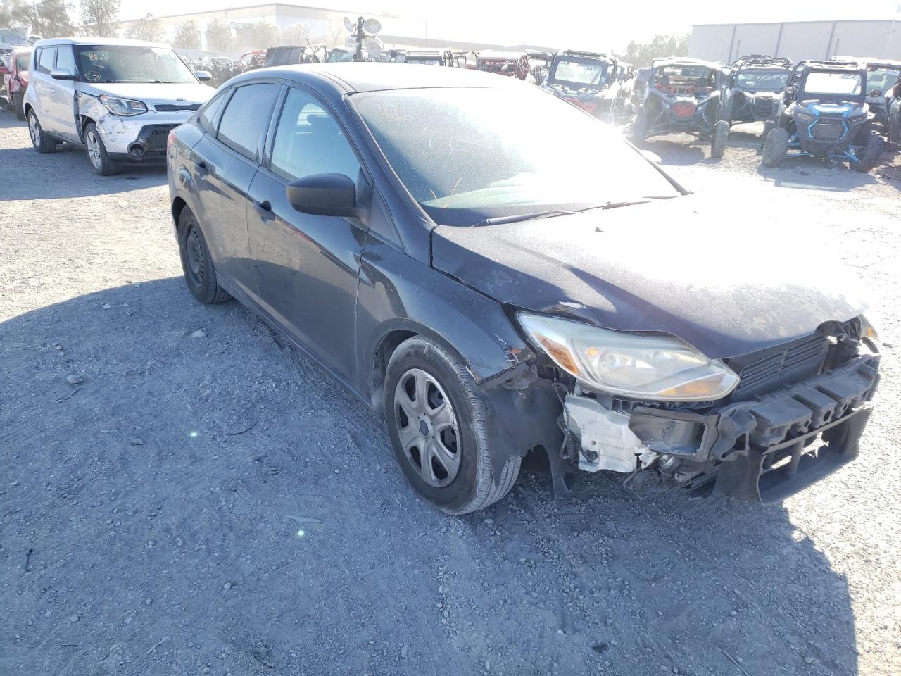 FORD FOCUS S 2014 with VIN 1FADP3E27EL453231 - Photo from auction
