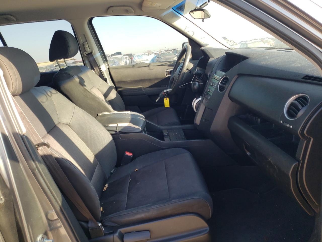Photo 5 from auction – 2009 HONDA PILOT EX with VIN 5FNYF38429B020159