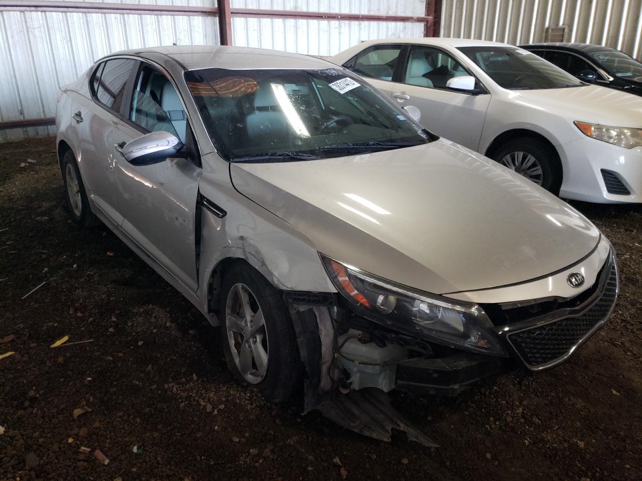 KIA OPTIMA LX 2014 with VIN KNAGM4A71E5471040 - Photo from auction