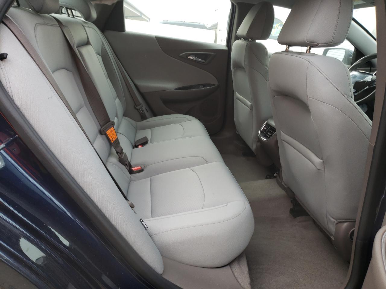 Photo 6 from auction – 2017 CHEVROLET MALIBU LT with VIN 1G1ZE5ST0HF121576