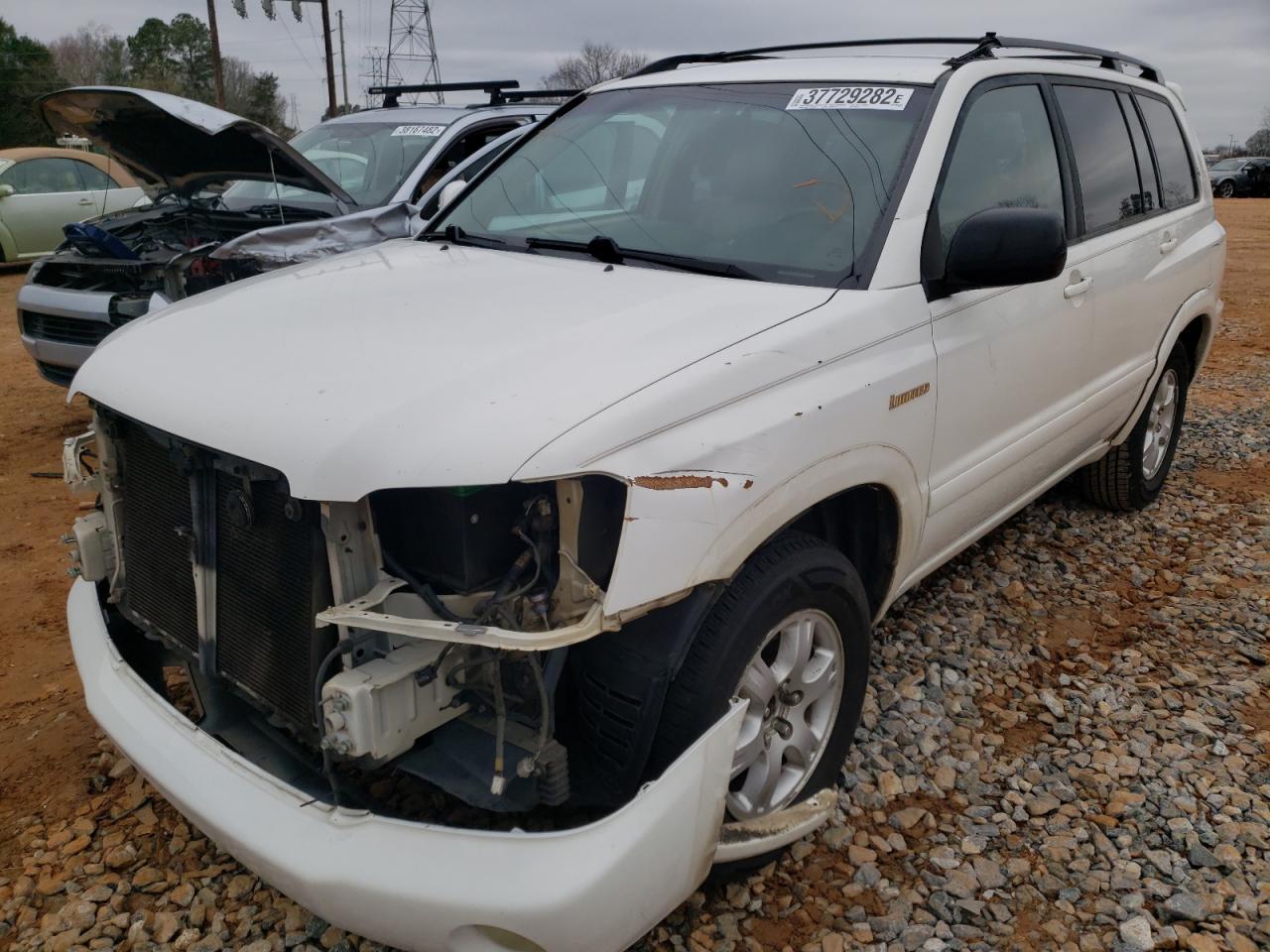 Photo 2 from auction – 2002 TOYOTA HIGHLANDER with VIN JTEGF21A620060363