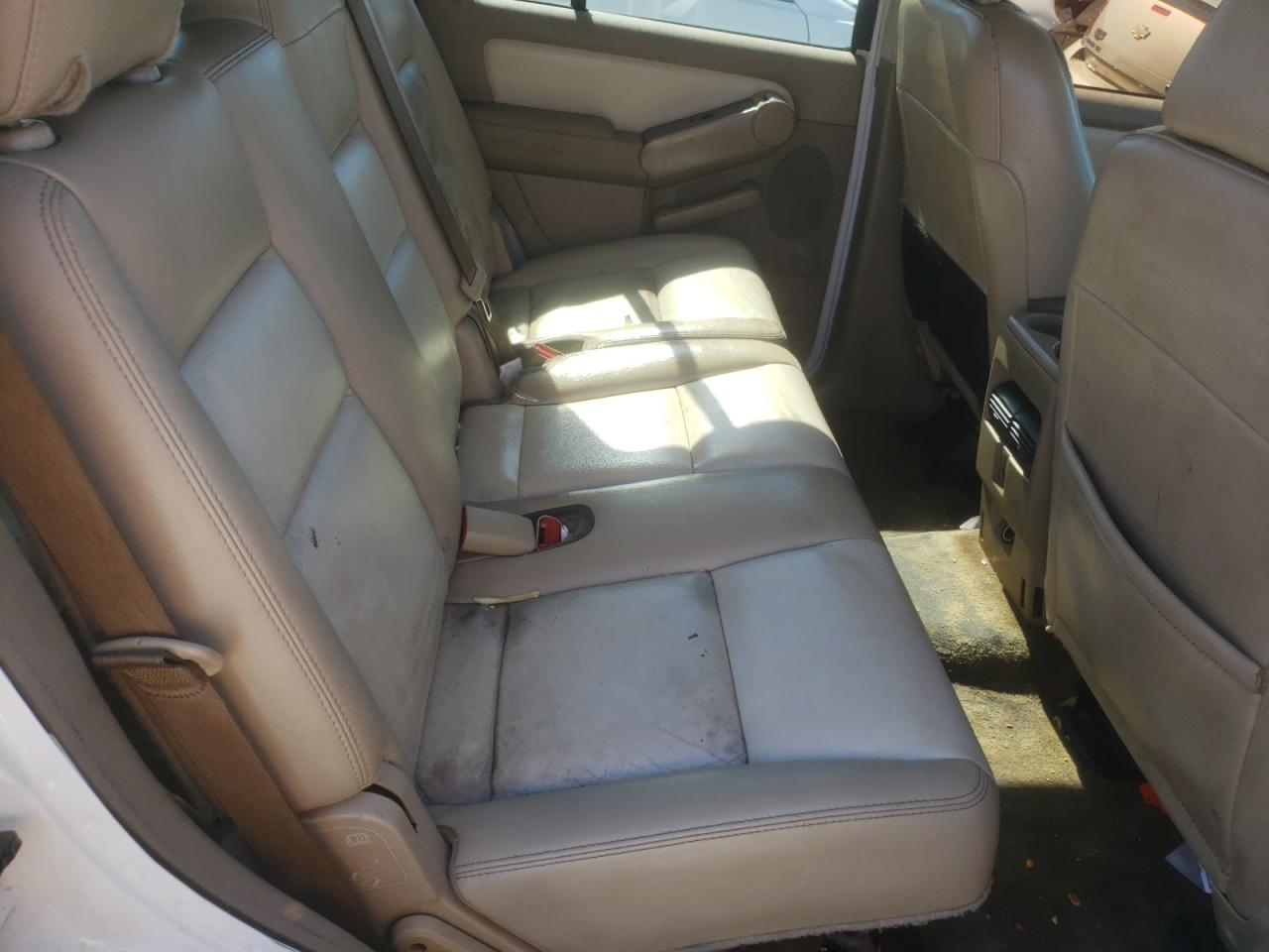 Photo 6 from auction – 2008 FORD EXPLORER X with VIN 1FMEU63E38UB32898