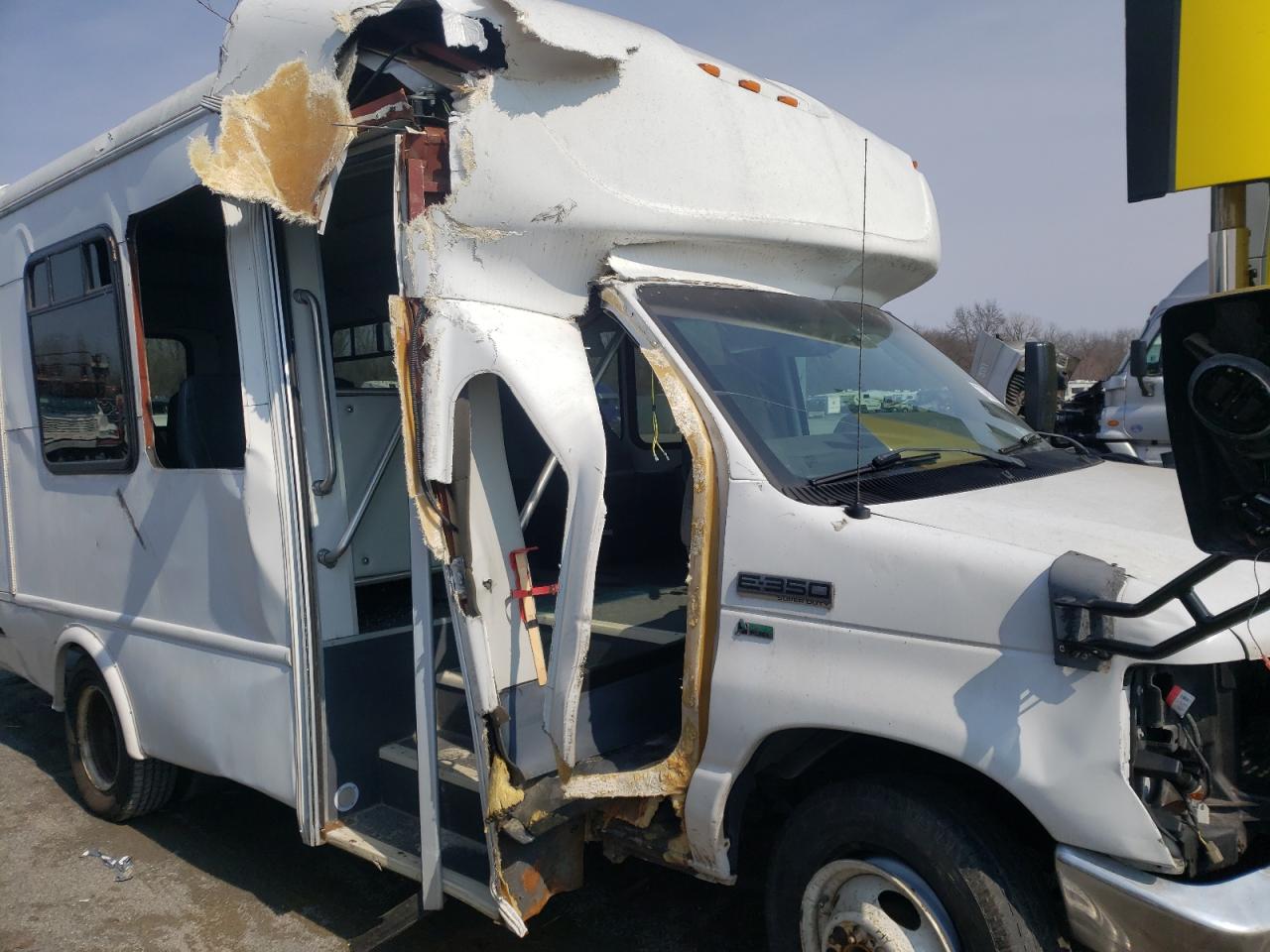 Photo 9 from auction – 2014 FORD ECONOLINE with VIN 1FDEE3FL2EDA46466