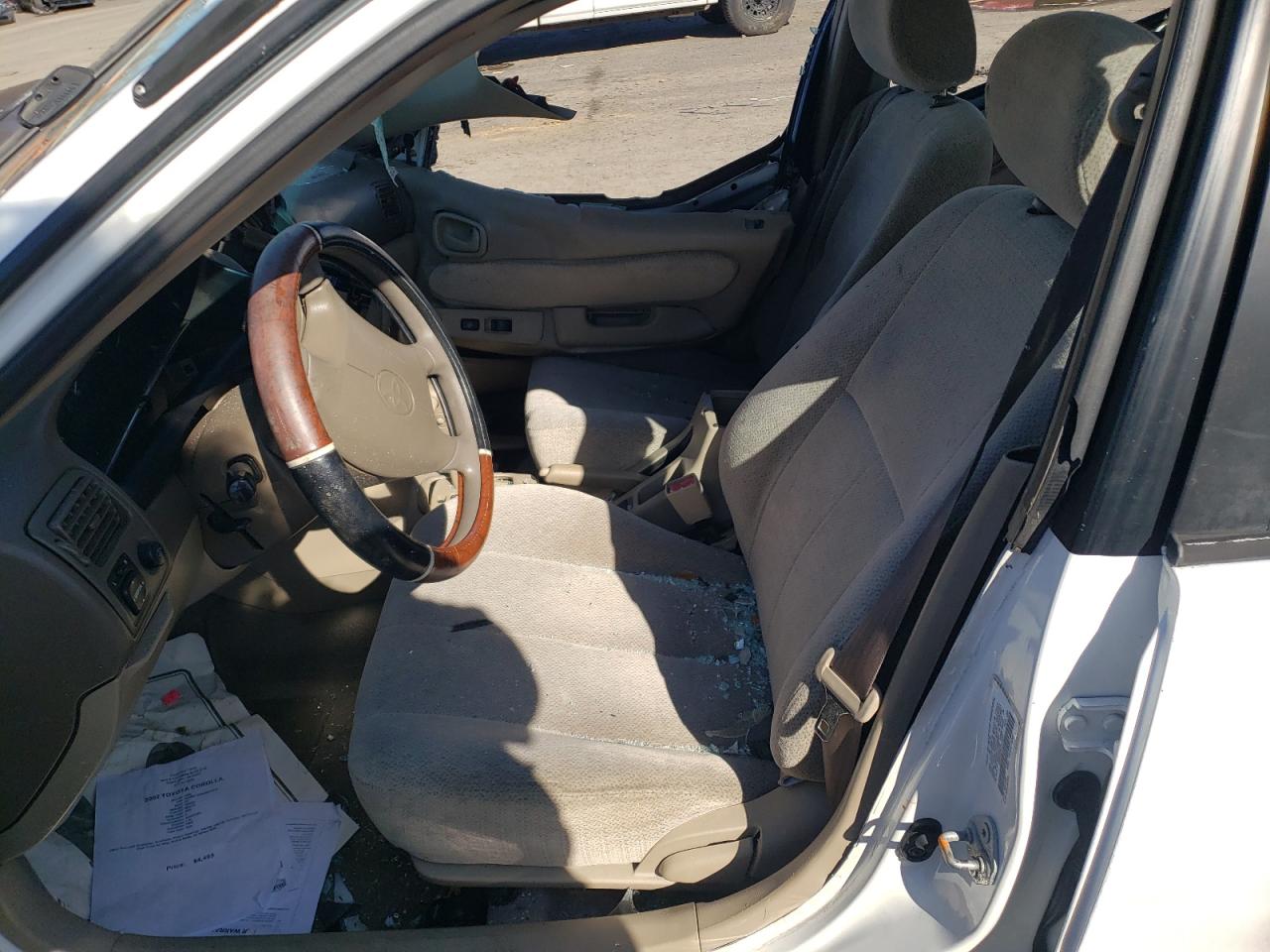 Photo 5 from auction – 2002 TOYOTA COROLLA CE with VIN 1NXBR12E52Z617818