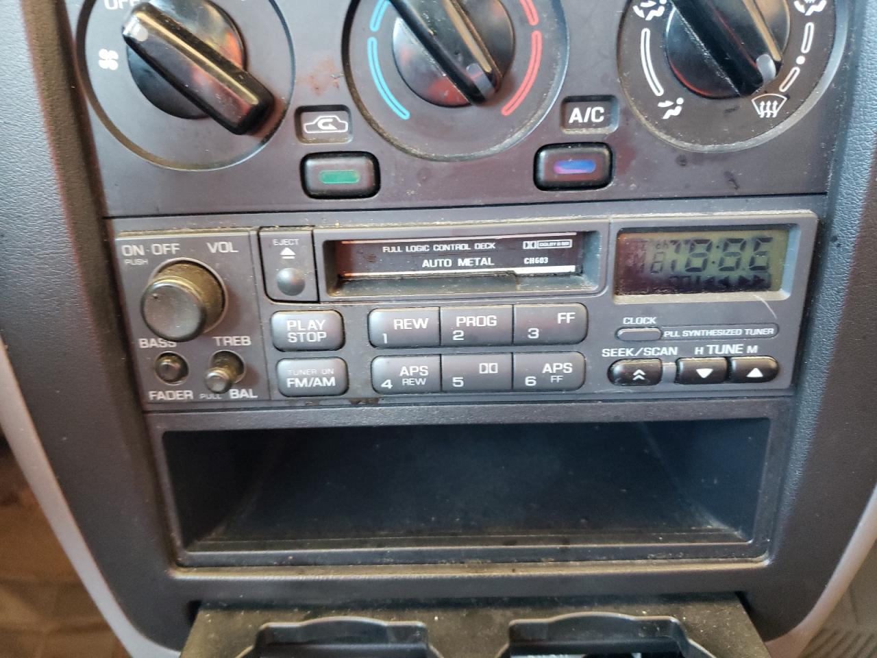 Photo 9 from auction – 1997 NISSAN SENTRA BAS with VIN 1N4AB41D1VC729174