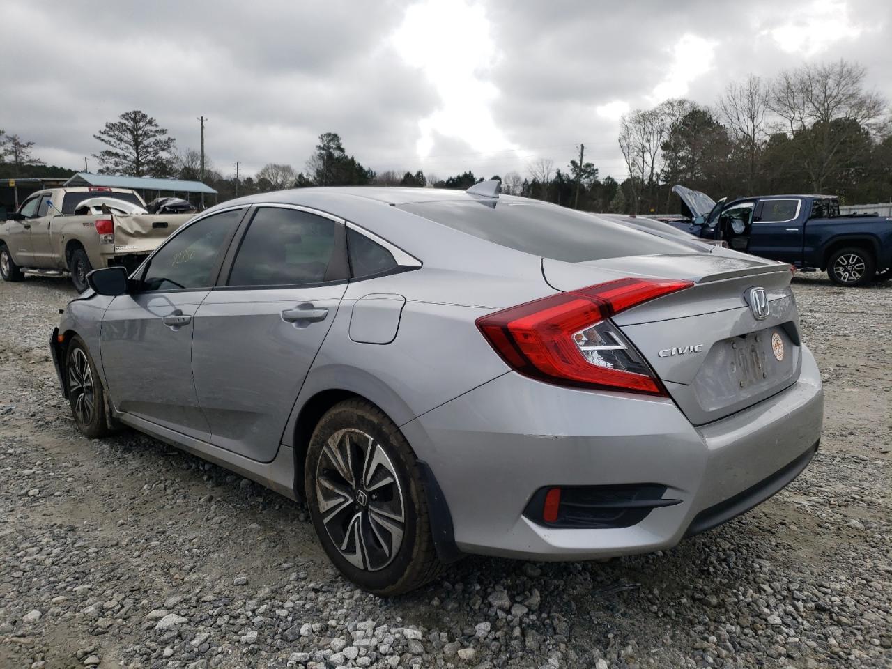 Photo 3 from auction – 2016 HONDA CIVIC EX with VIN 2HGFC1F35GH633920