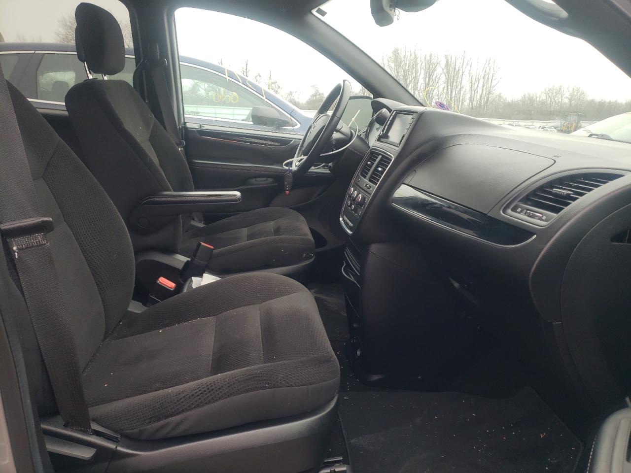 Photo 5 from auction – 2018 DODGE GRAND CARA with VIN 2C4RDGBG8JR285472