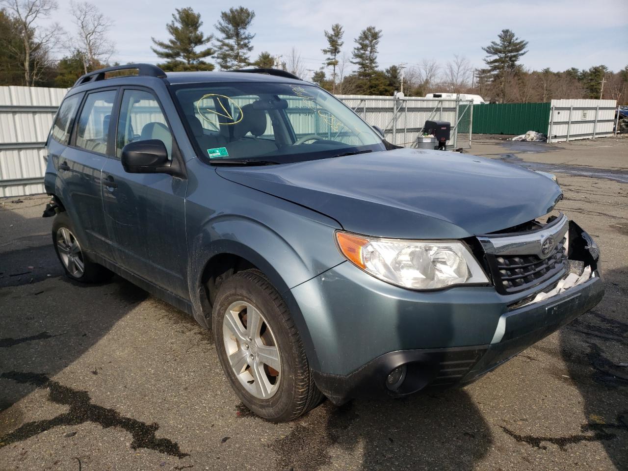 SUBARU FORESTER 2 2011 with VIN JF2SHABC5BH719085 - Photo from auction