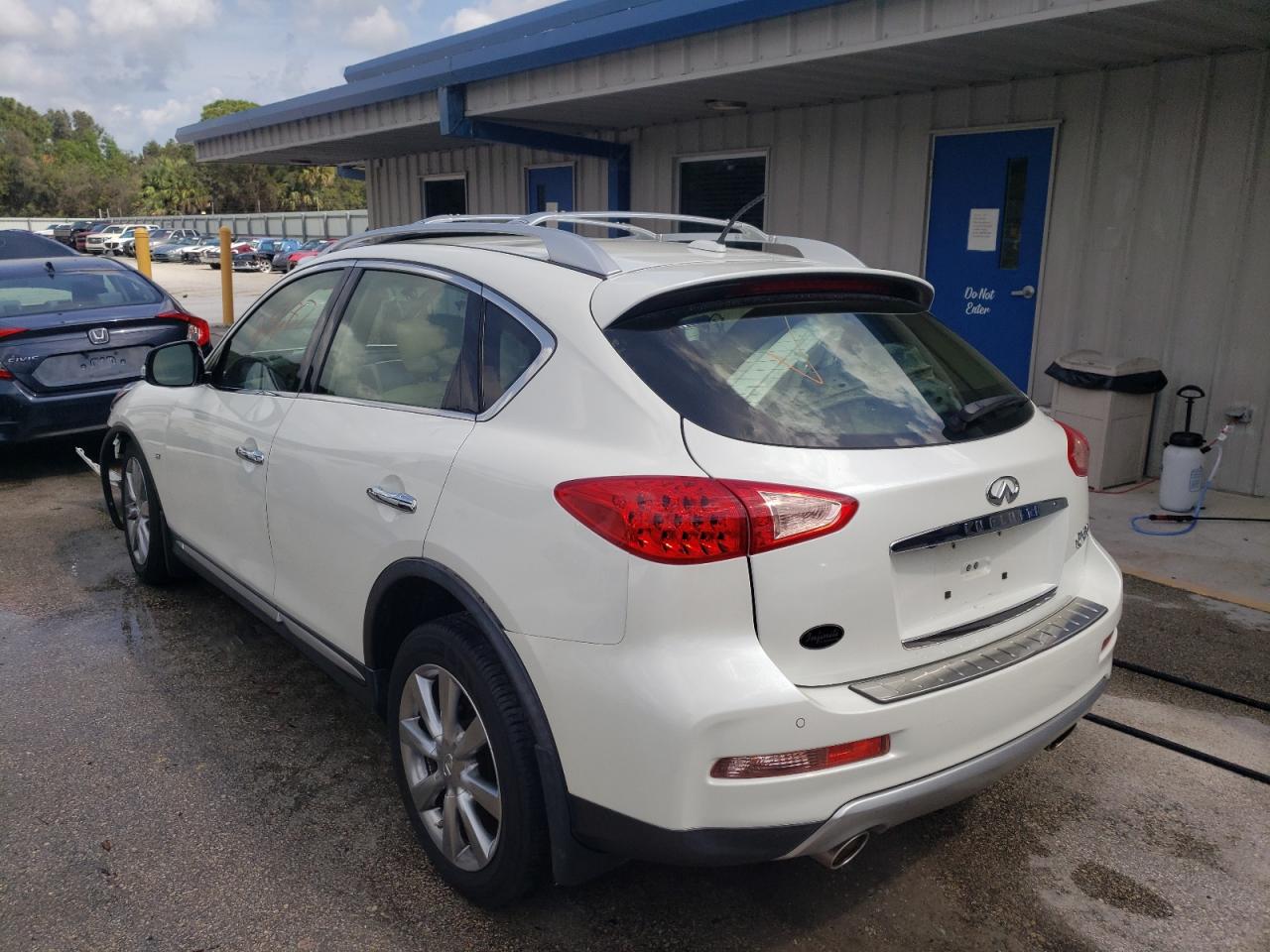 Photo 3 from auction – 2017 INFINITI QX50 with VIN JN1BJ0RP5HM390218