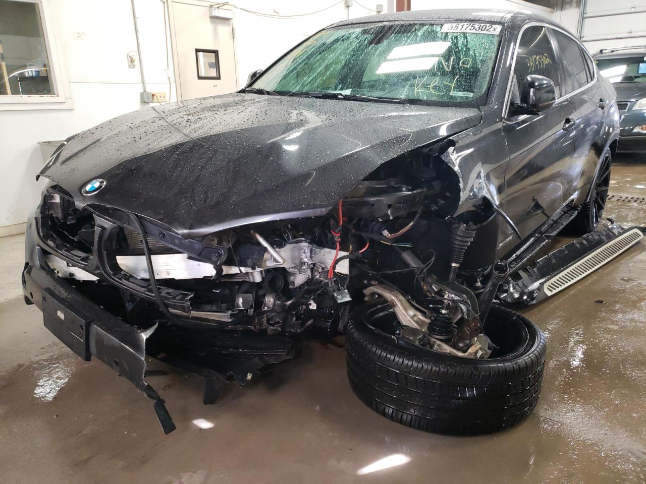 Photo 9 from auction – 2016 BMW X6 XDRIVE3 with VIN 5UXKU2C52G0N82773