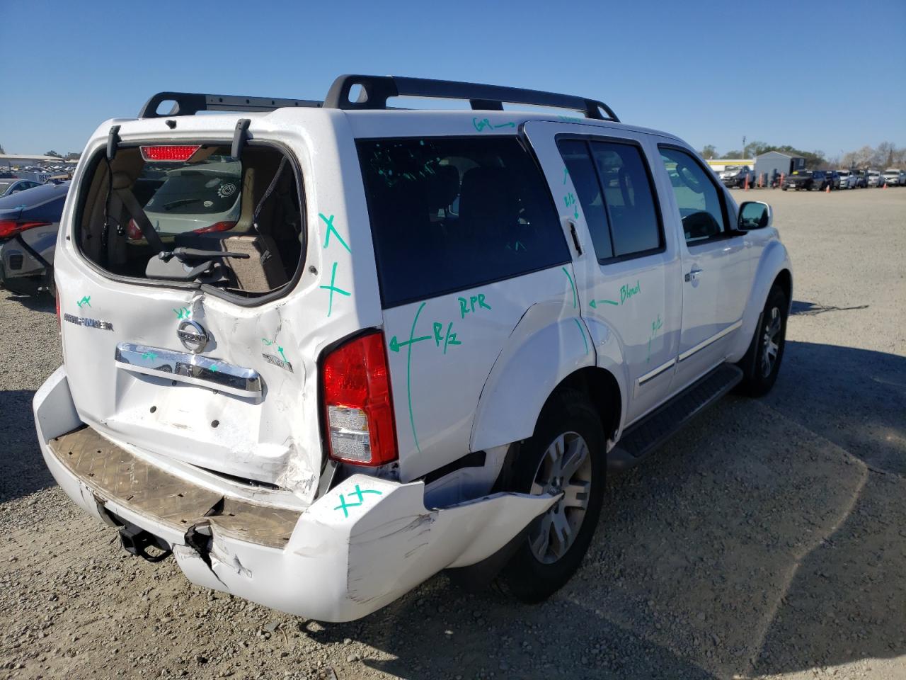 Photo 4 from auction – 2012 NISSAN PATHFINDER with VIN 5N1AR1NB8CC607367