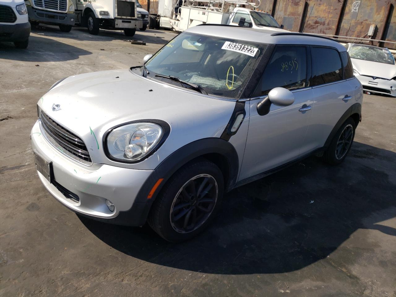 Photo 2 from auction – 2015 MINI COOPER COU with VIN WMWZB3C55FWR43126