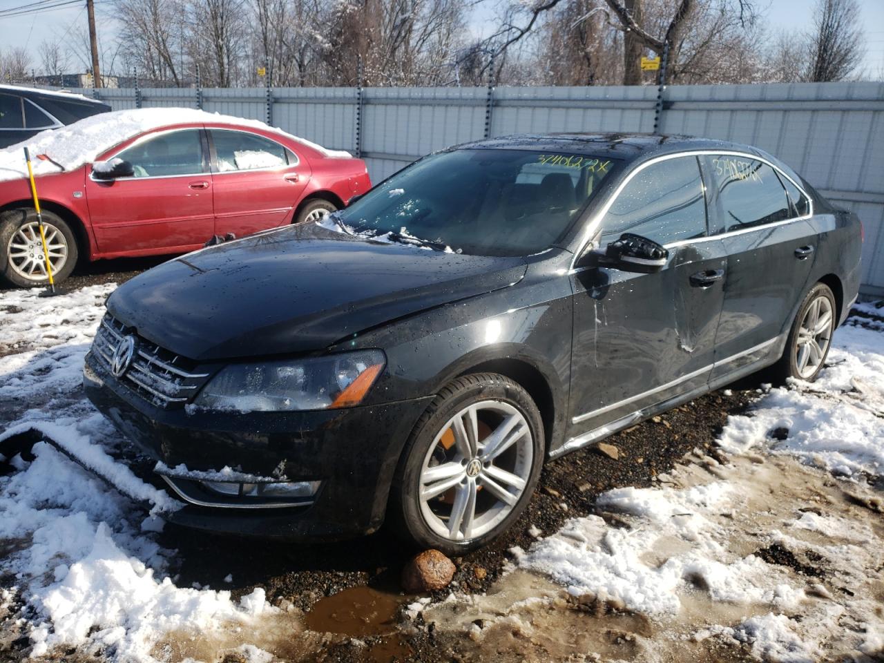 Photo 2 from auction – 2013 VOLKSWAGEN PASSAT SEL with VIN 1VWCN7A39DC032155