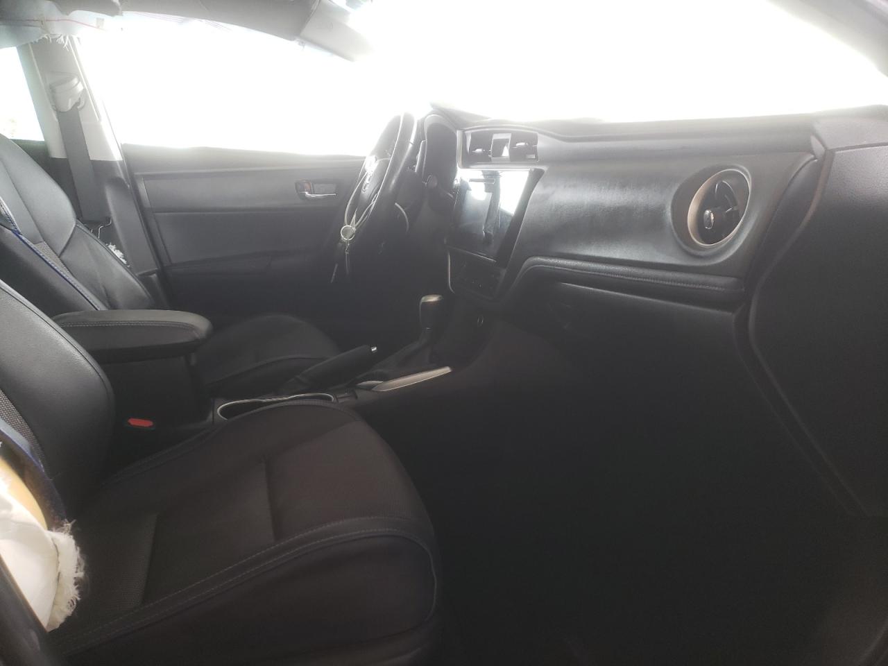 Photo 5 from auction – 2019 TOYOTA COROLLA L with VIN 5YFBURHEXKP898925