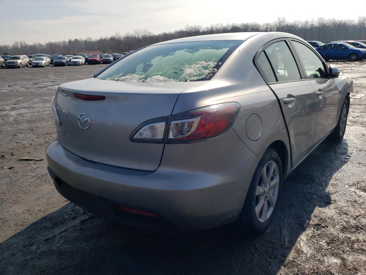 Photo 4 from auction – 2011 MAZDA 3 I with VIN JM1BL1VF0B1398990