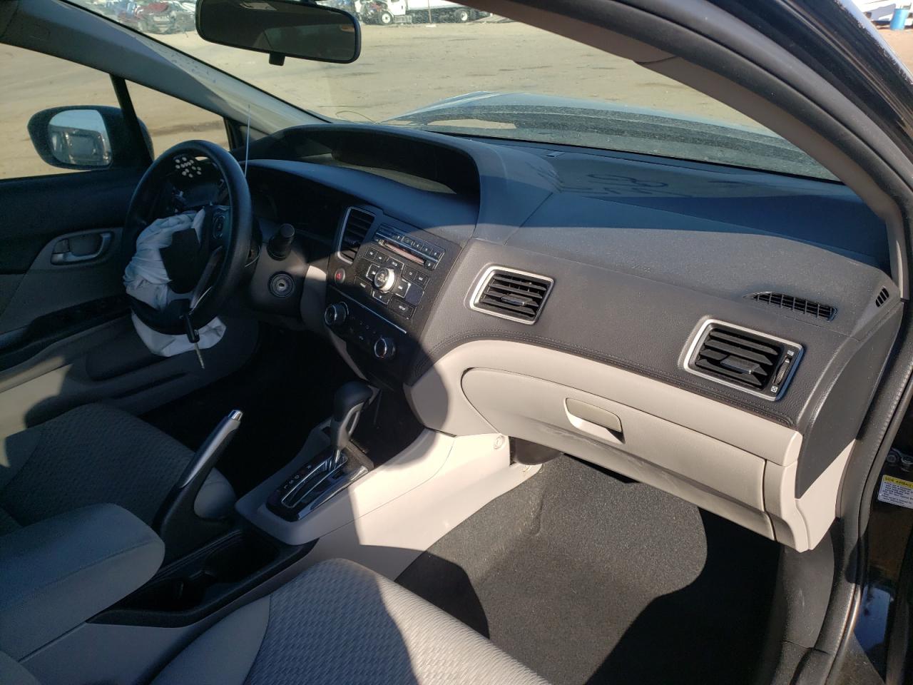 Photo 9 from auction – 2014 HONDA CIVIC LX with VIN 2HGFB2F56EH526124