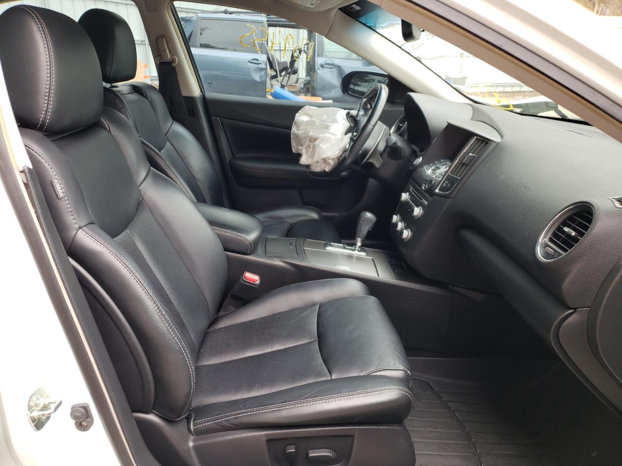 Photo 5 from auction – 2014 NISSAN MAXIMA S with VIN 1N4AA5AP3EC432135