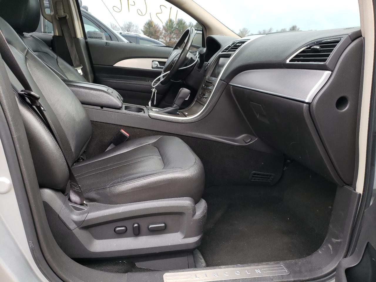 Photo 5 from auction – 2013 LINCOLN MKX with VIN 2LMDJ8JK9DBL02551