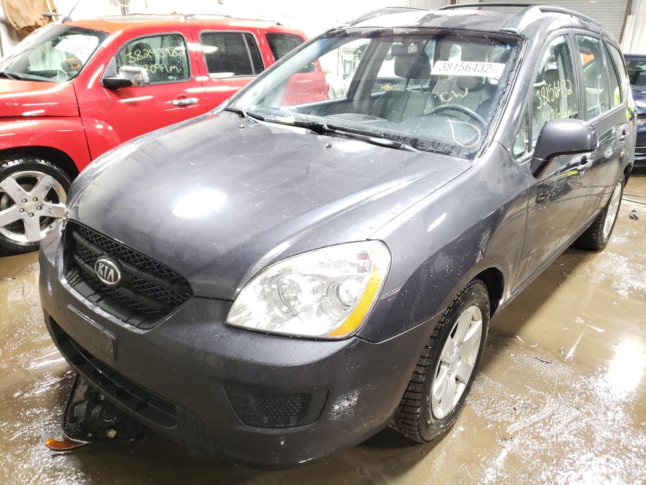 Photo 2 from auction – 2008 KIA RONDO BASE with VIN KNAFG525987199299
