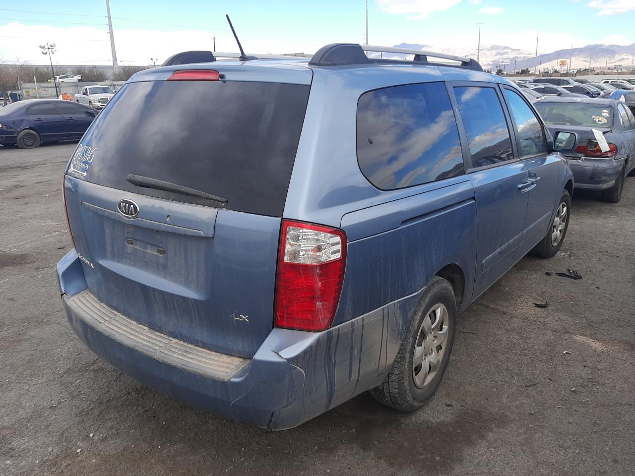 Photo 4 from auction – 2009 KIA SEDONA EX with VIN KNDMB233096272815