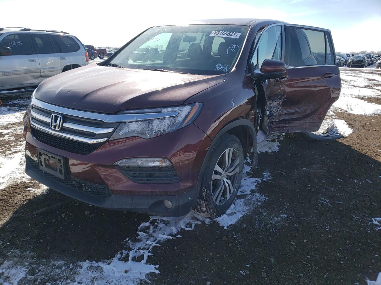 Photo 2 from auction – 2018 HONDA PILOT EX with VIN 5FNYF6H36JB015186