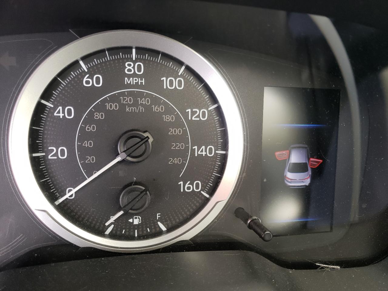 Photo 8 from auction – 2020 TOYOTA COROLLA LE with VIN 5YFEPRAE2LP124202