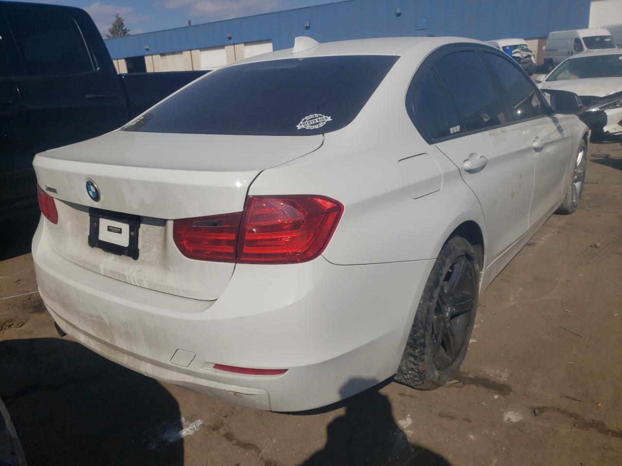 Photo 4 from auction – 2014 BMW 320 I XDRI with VIN WBA3C3C50EF985785