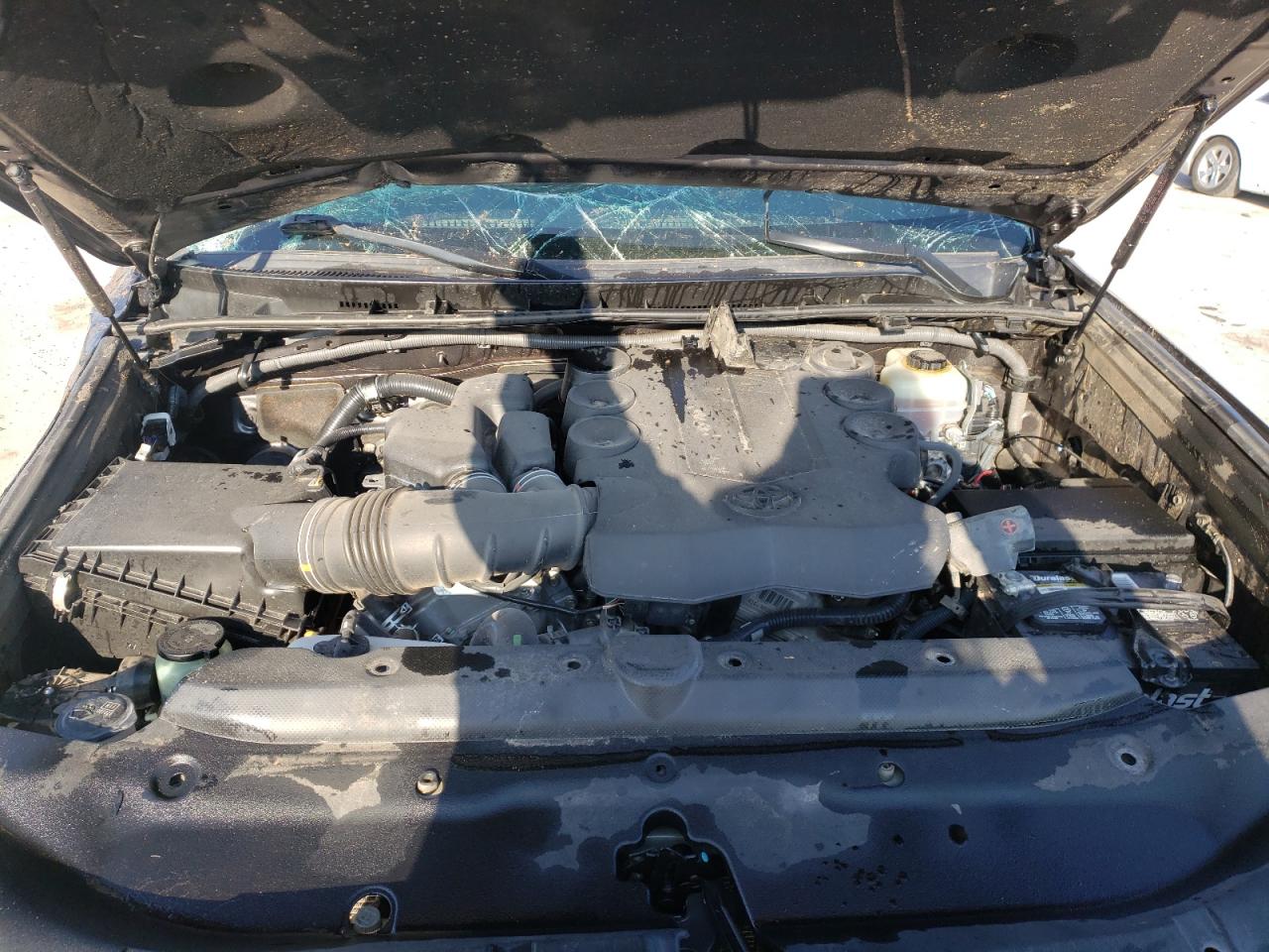 Photo 7 from auction – 2016 TOYOTA 4RUNNER SR with VIN JTEBU5JR2G5302678