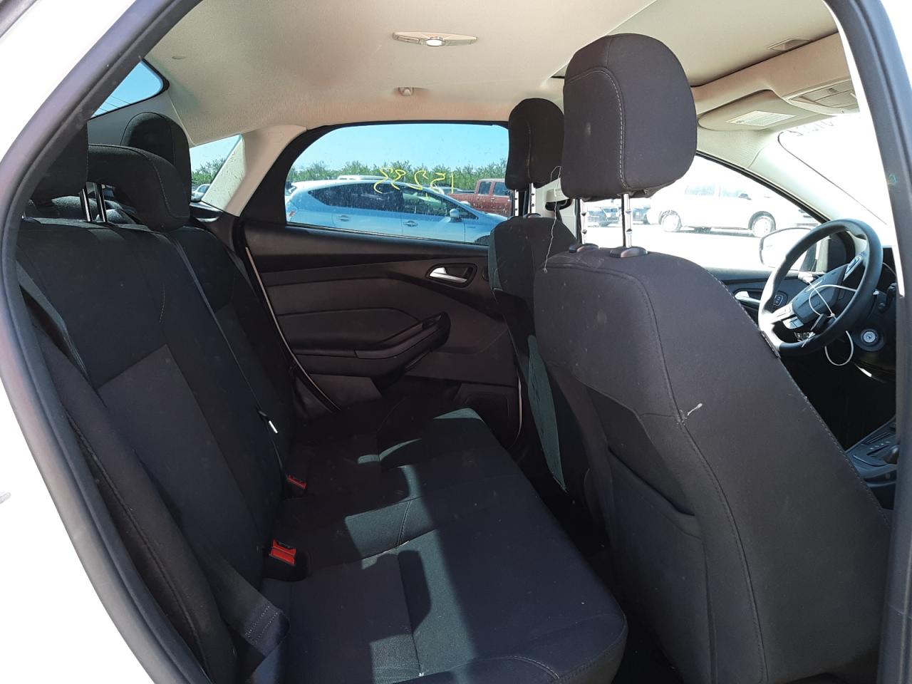 Photo 6 from auction – 2018 FORD FOCUS SEL with VIN 1FADP3H27JL313623