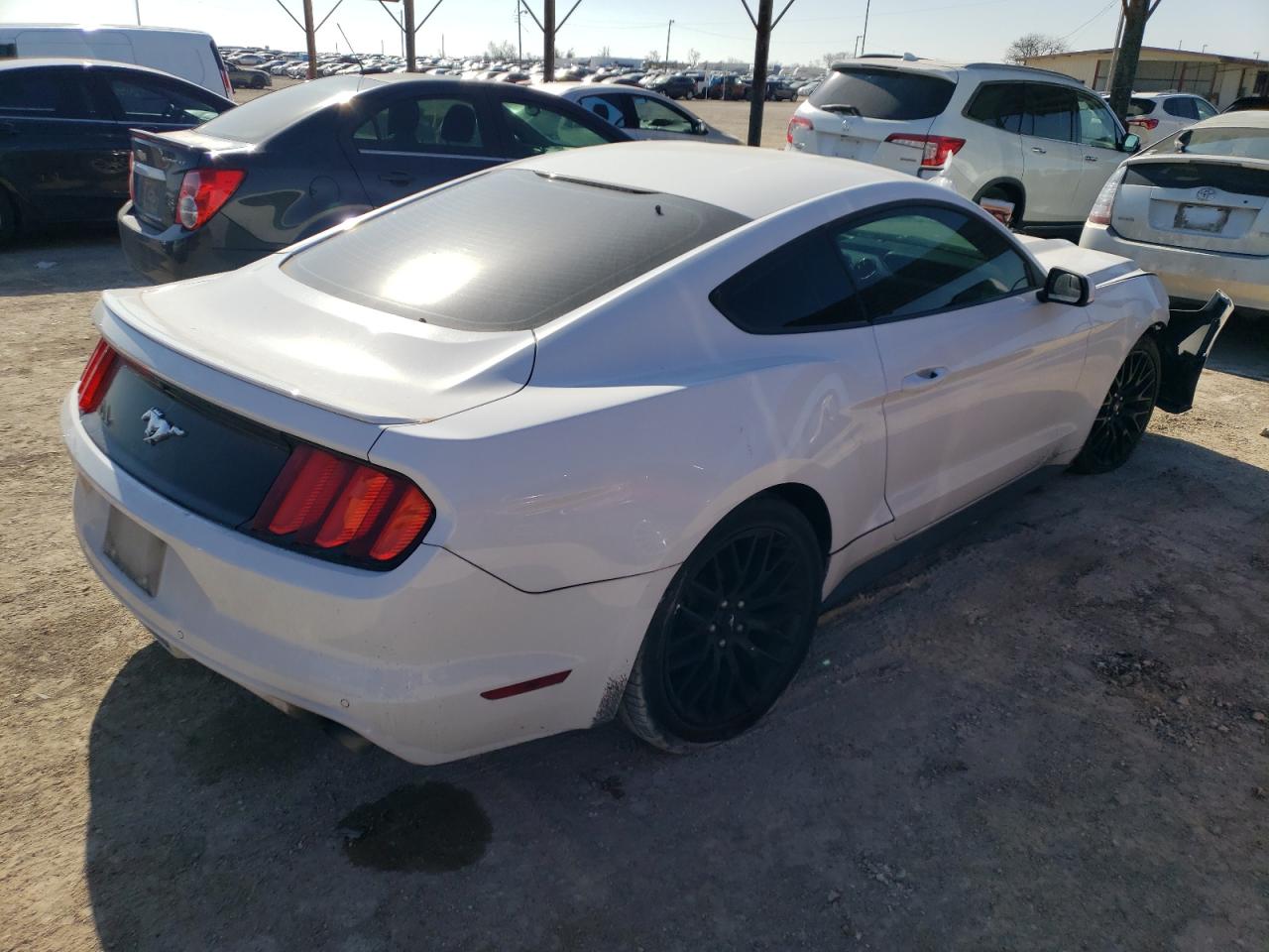 Photo 4 from auction – 2015 FORD MUSTANG with VIN 1FA6P8THXF5425233