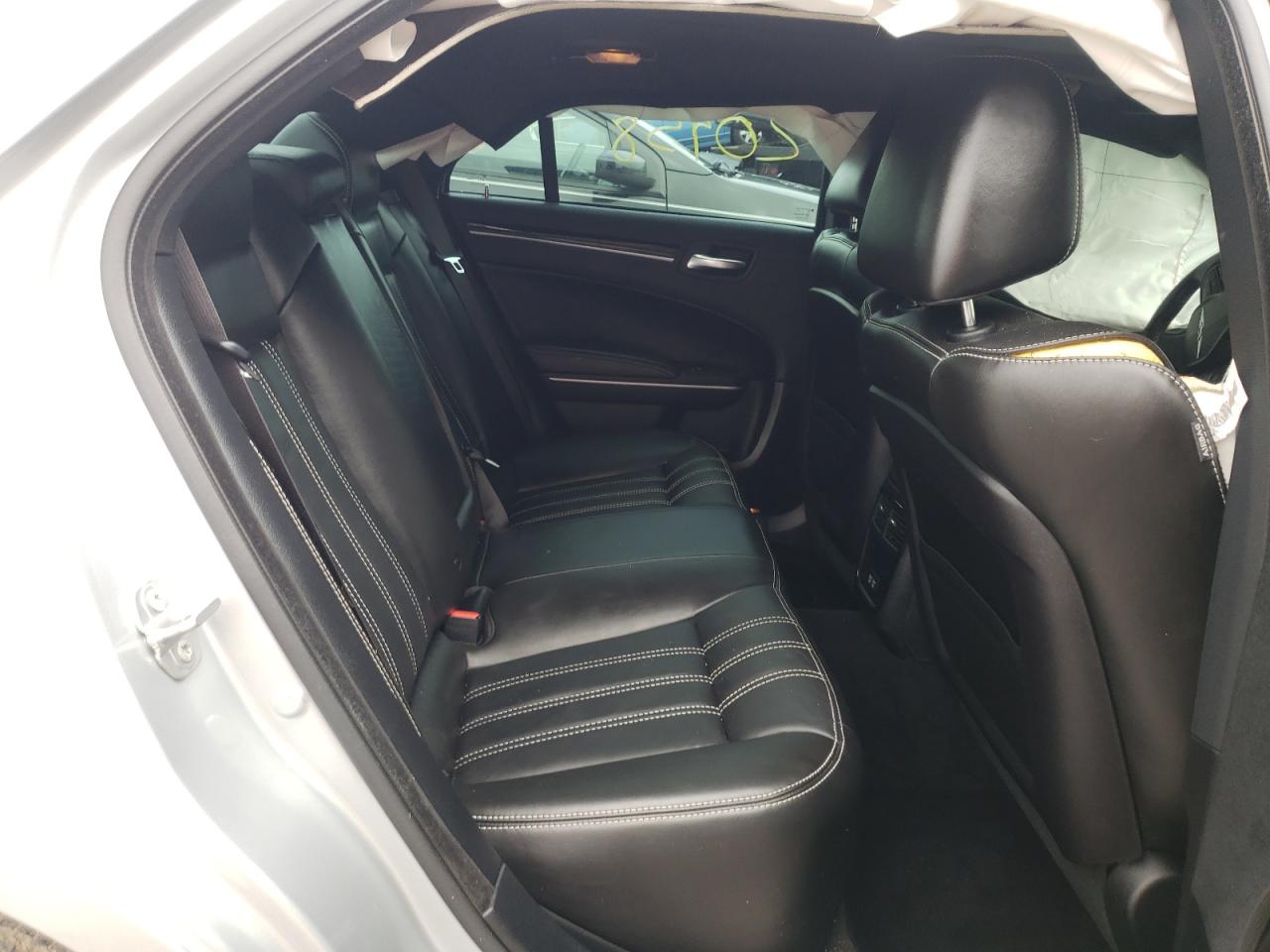 Photo 6 from auction – 2020 CHRYSLER 300 S with VIN 2C3CCABG9LH164310