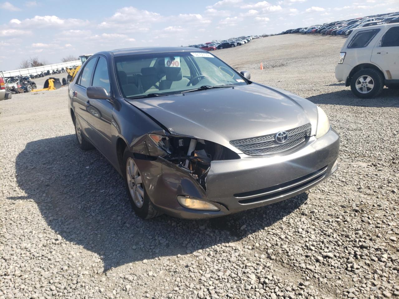 Photo 1 from auction – 2004 TOYOTA CAMRY LE with VIN 4T1BE32K54U916497