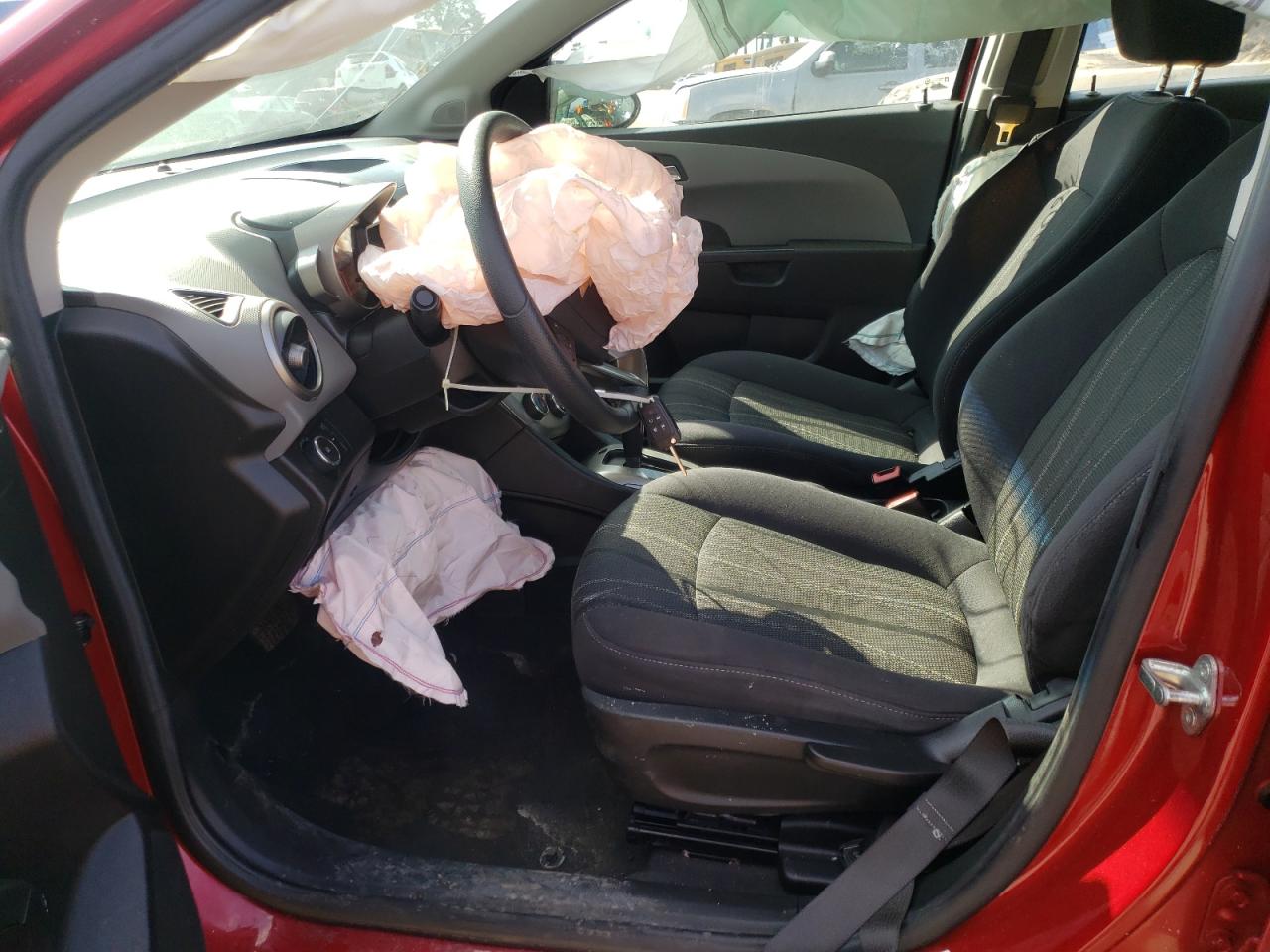 Photo 5 from auction – 2013 CHEVROLET SONIC LT with VIN 1G1JC5SH2D4254554