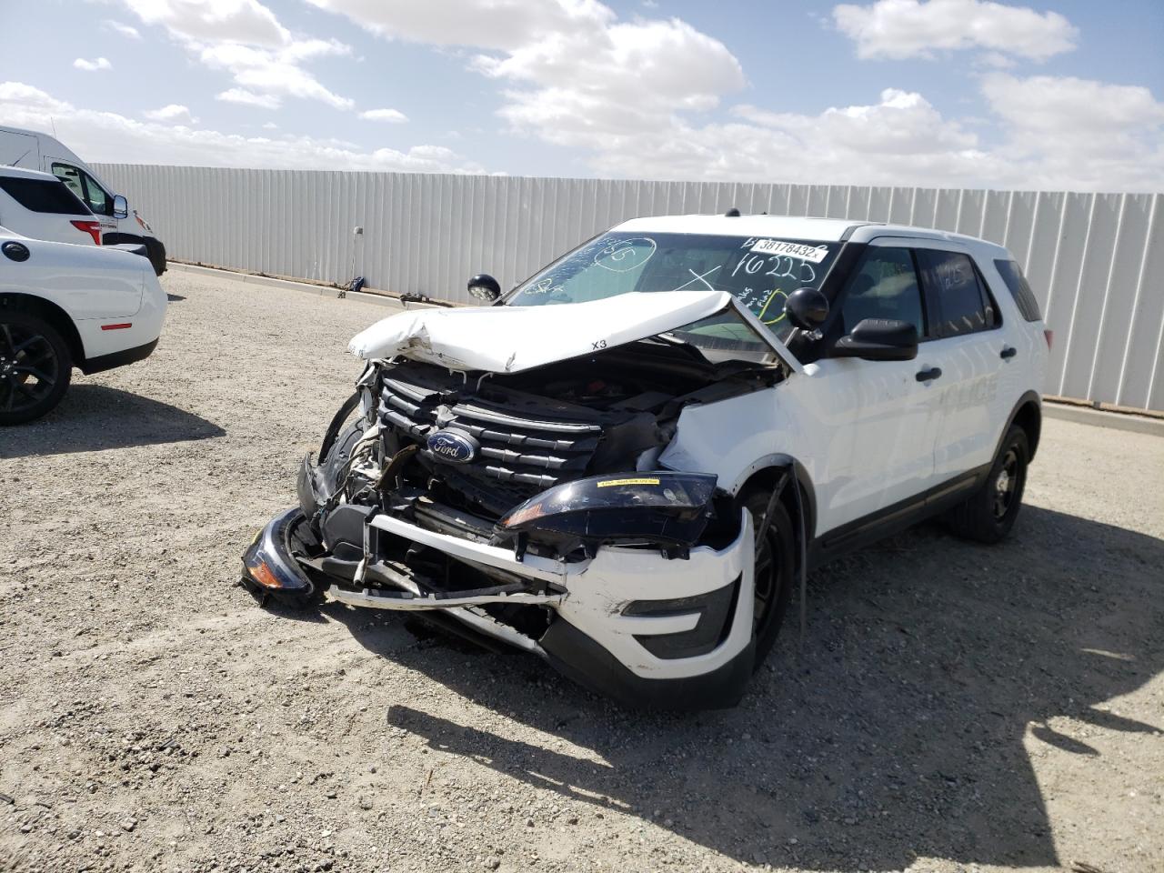 Photo 2 from auction – 2016 FORD EXPLORER P with VIN 1FM5K8AR3GGB65260