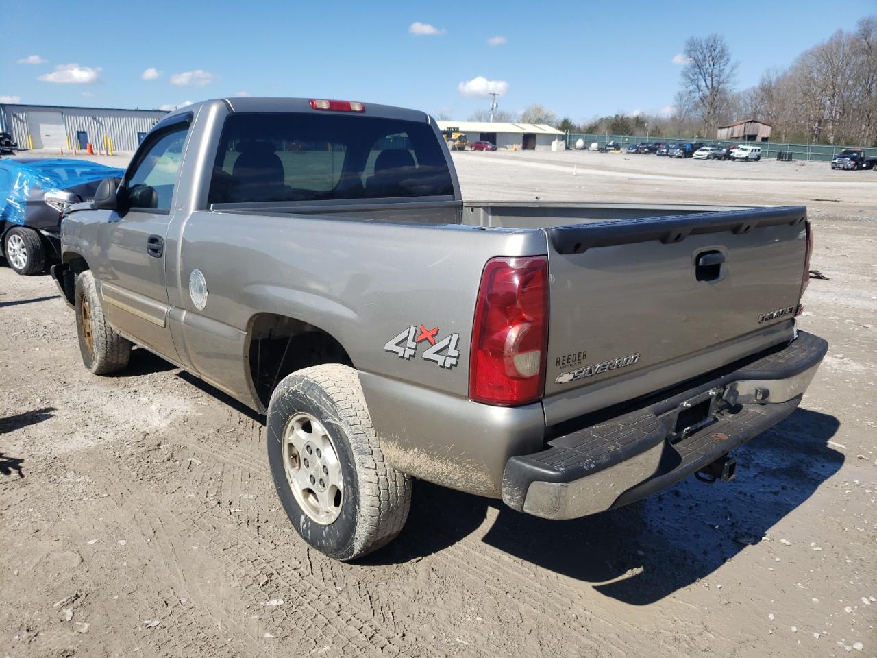 Photo 3 from auction – 2003 CHEVROLET SILVERADO with VIN 1GCEK14V43Z342773