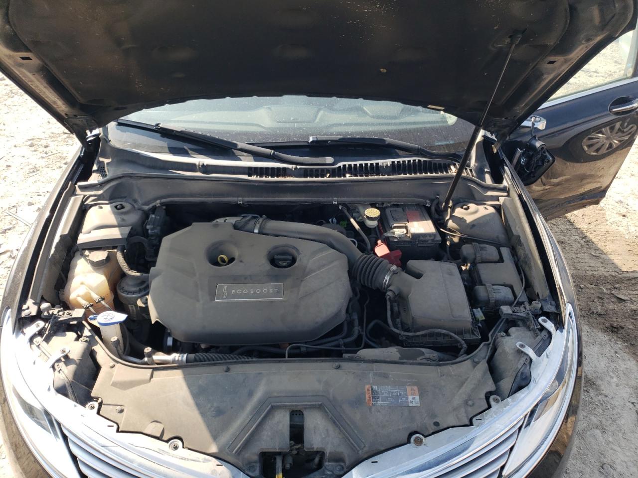 Photo 7 from auction – 2016 LINCOLN MKZ with VIN 3LN6L2G90GR618491