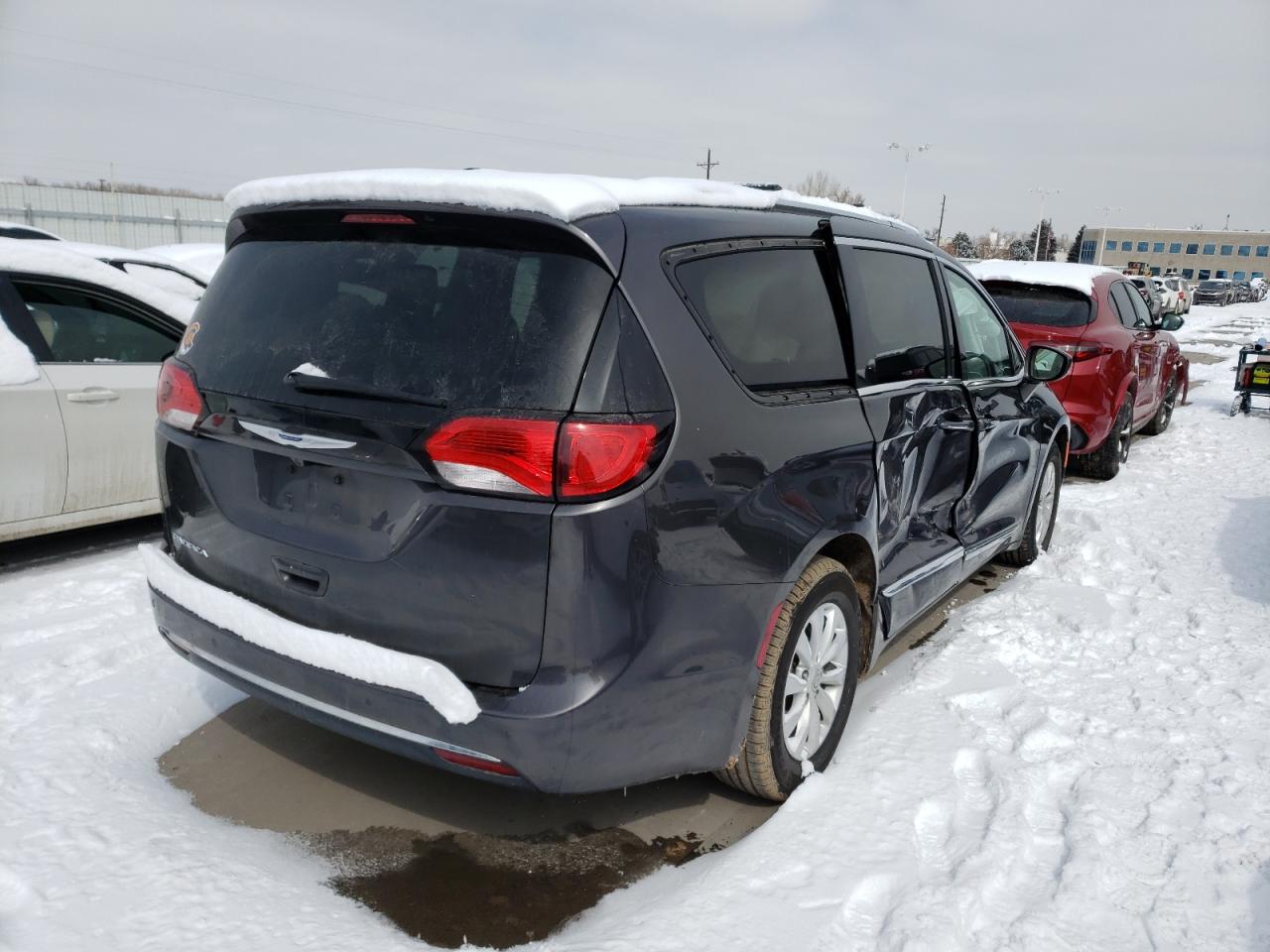 Photo 4 from auction – 2019 CHRYSLER PACIFICA T with VIN 2C4RC1BG2KR592752
