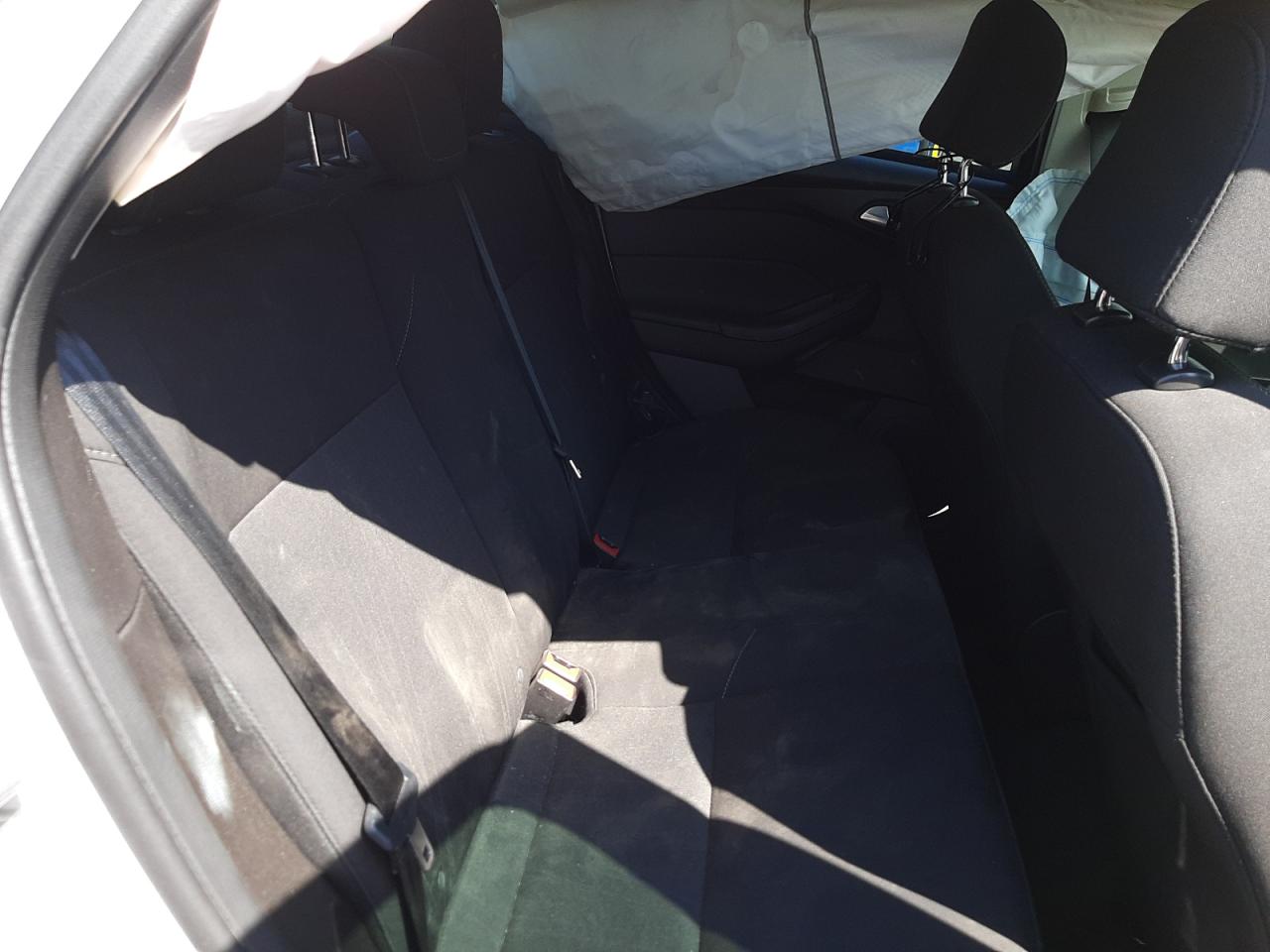 Photo 6 from auction – 2016 FORD FOCUS SE with VIN 1FADP3F29GL338308
