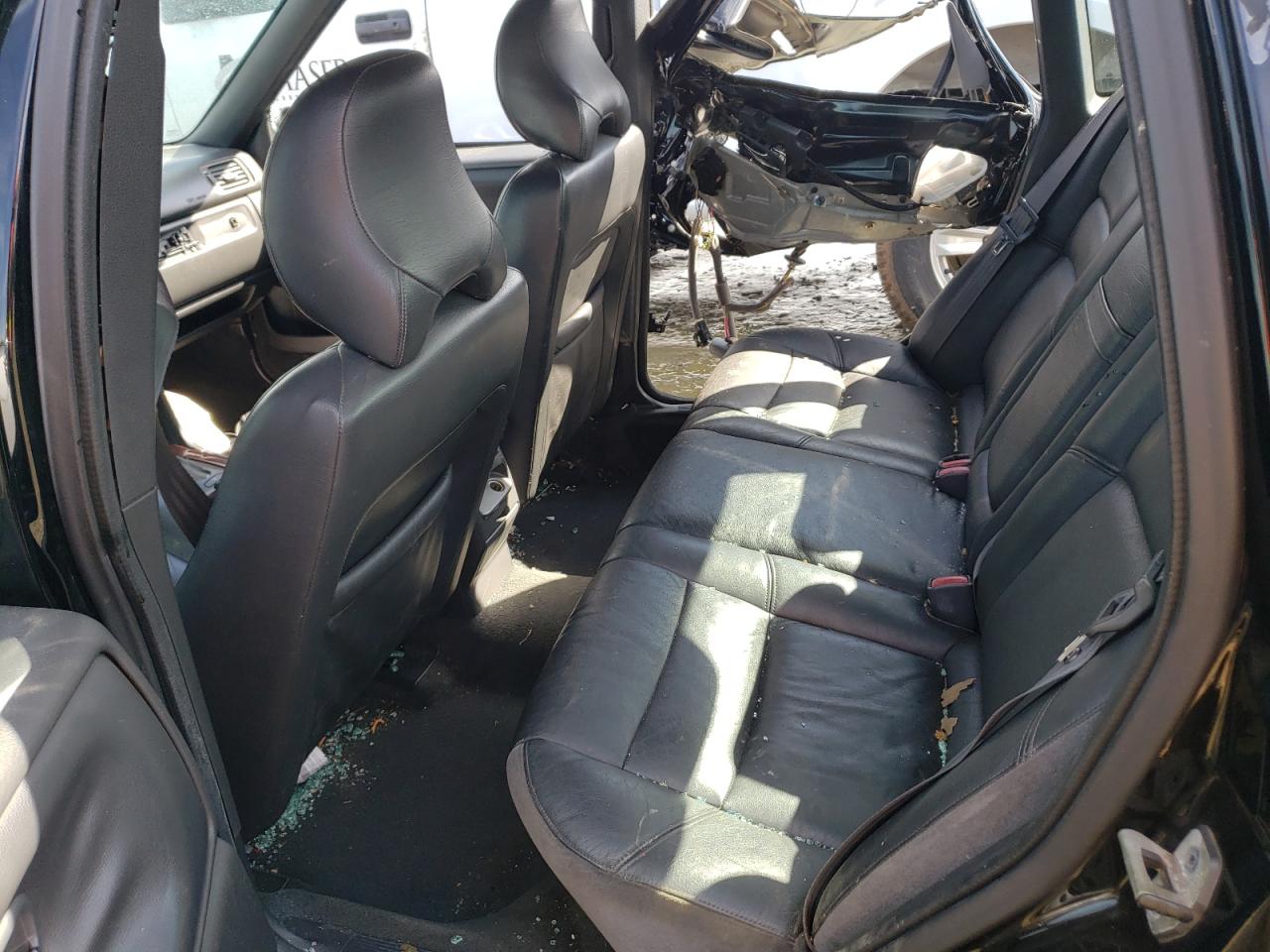 Photo 6 from auction – 2000 VOLVO S70 BASE with VIN YV1LS61J6Y2650916