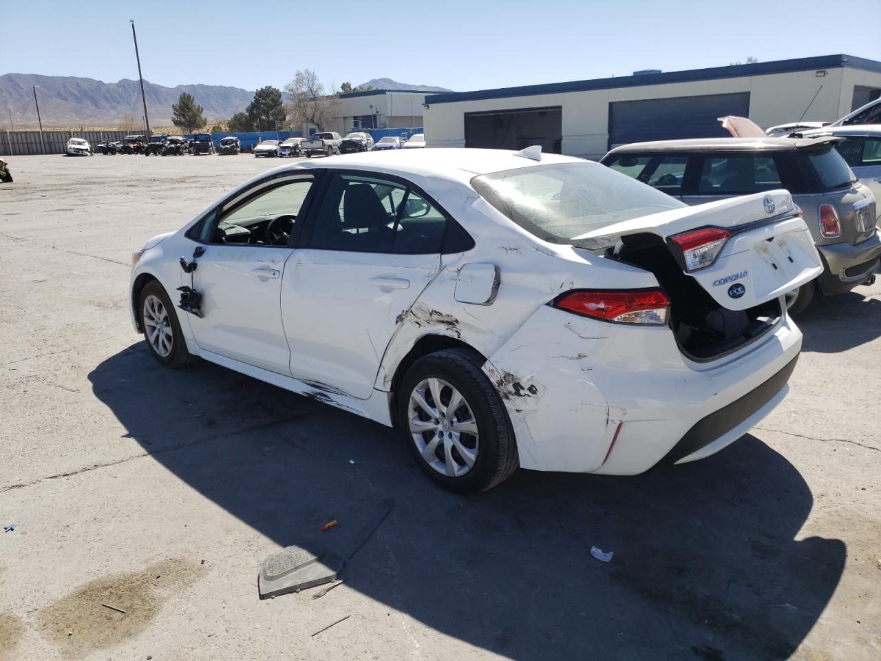 Photo 3 from auction – 2021 TOYOTA COROLLA LE with VIN 5YFEPMAE0MP191871