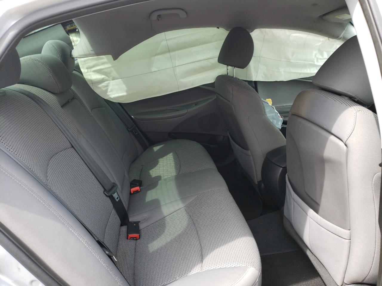 Photo 6 from auction – 2011 HYUNDAI SONATA GLS with VIN 5NPEB4AC7BH148409