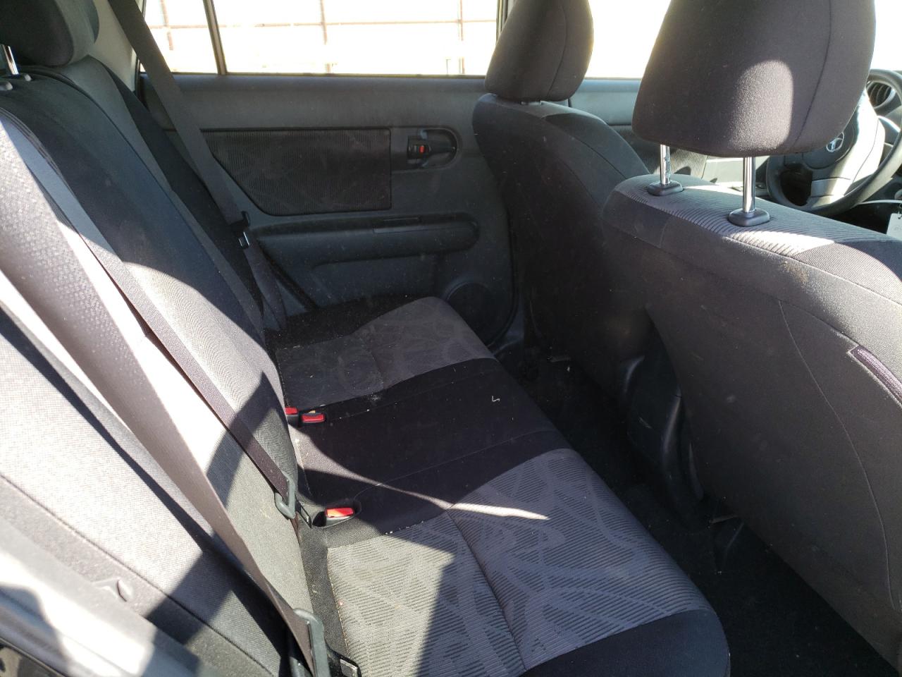 Photo 6 from auction – 2015 TOYOTA SCION XB with VIN JTLZE4FE3FJ079786