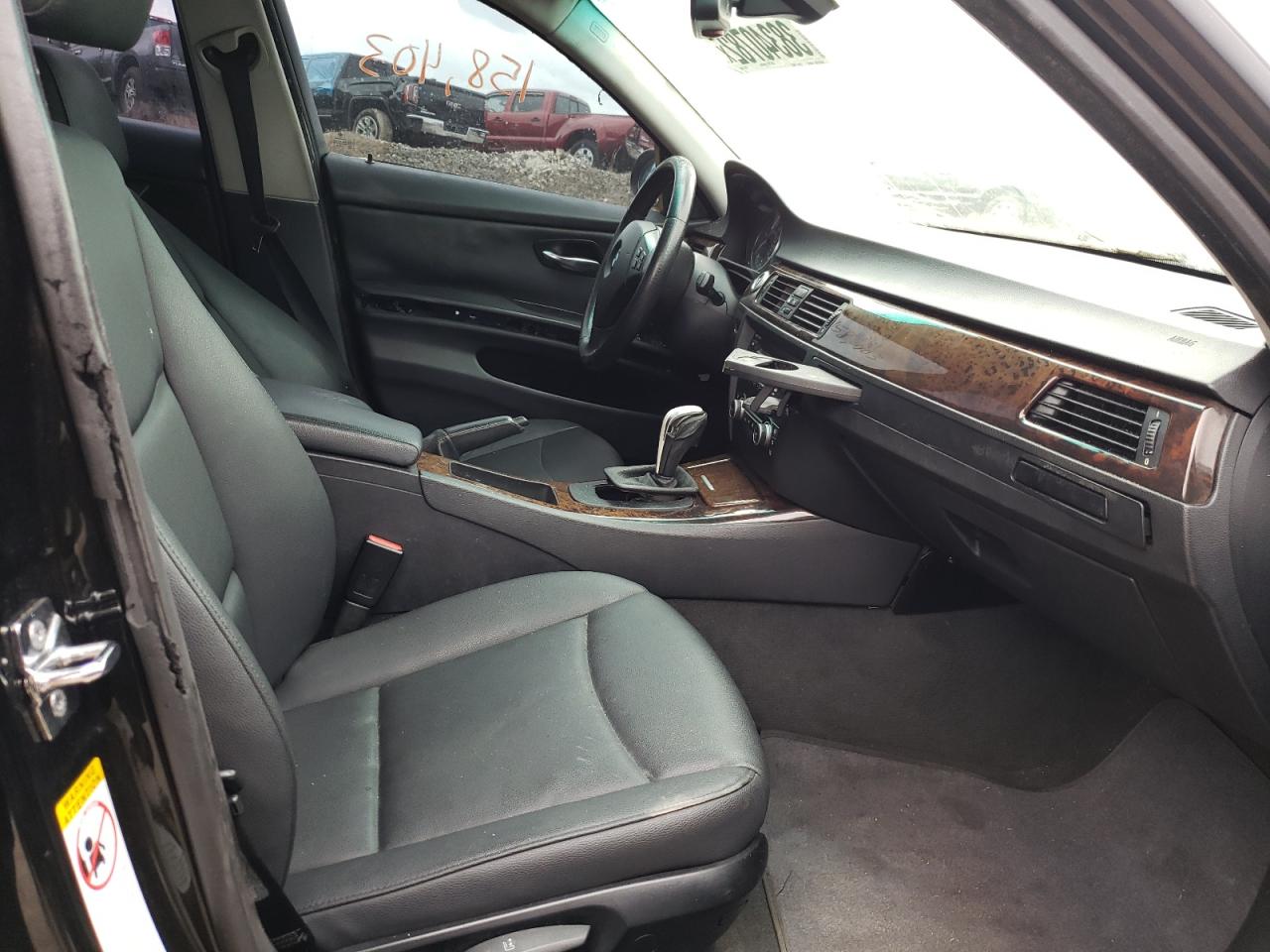 Photo 5 from auction – 2008 BMW 328 I with VIN WBAVA37528NL49209