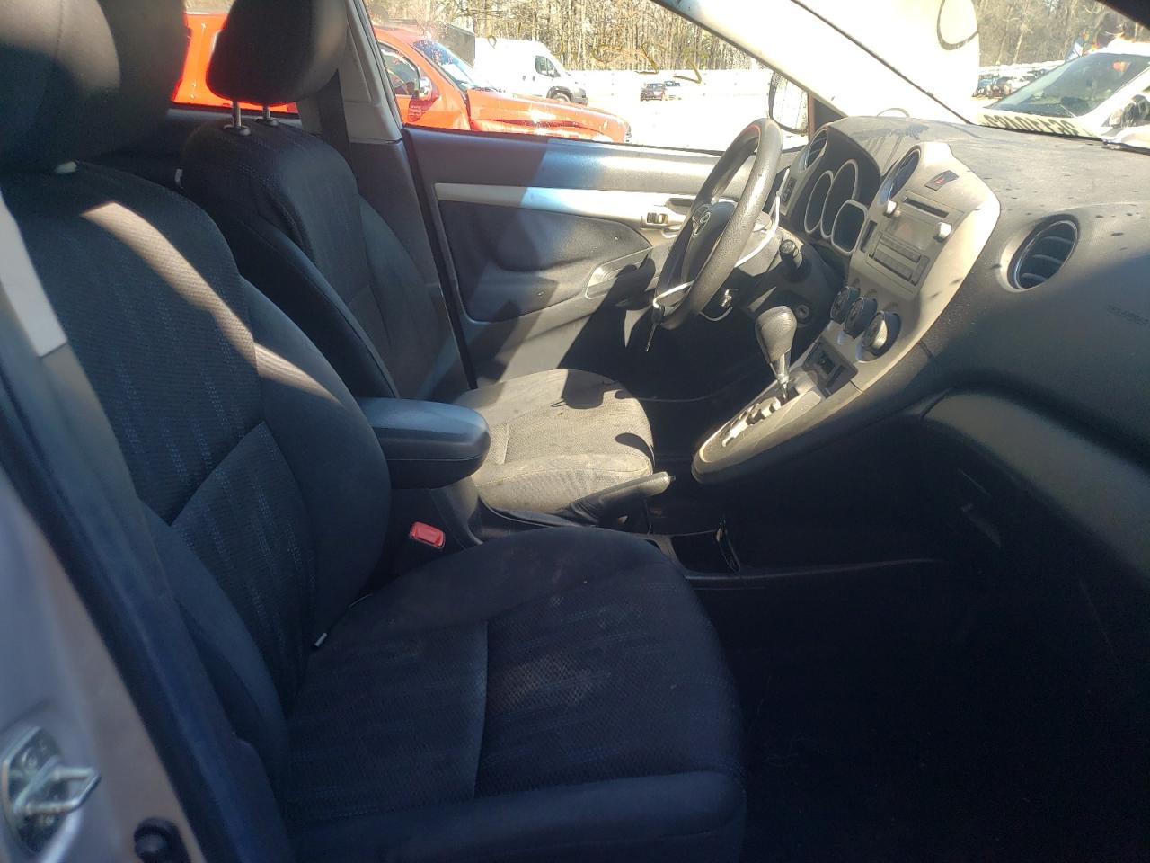Photo 5 from auction – 2011 TOYOTA COROLLA MA with VIN 2T1KU4EE1BC549613