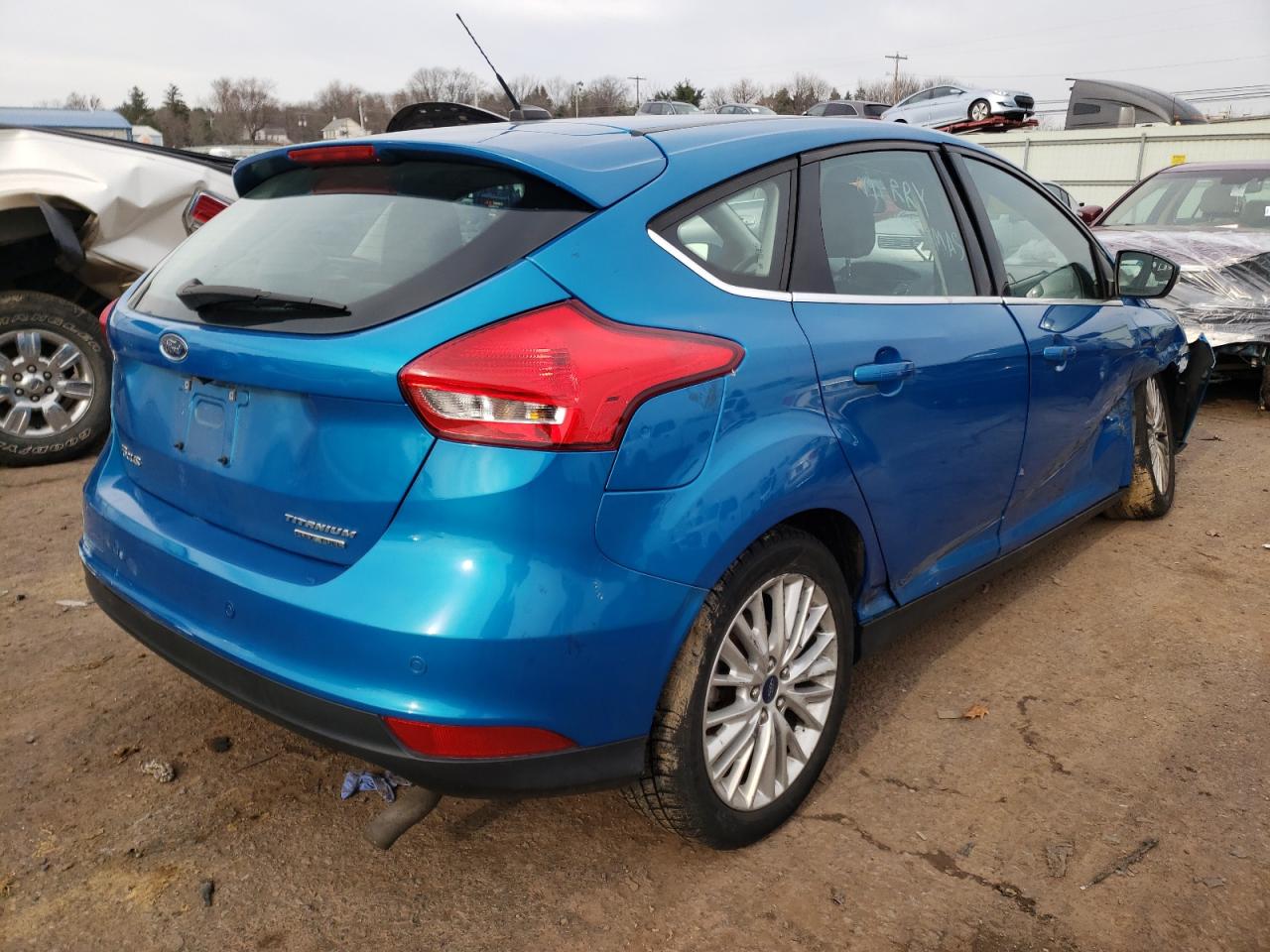 Photo 4 from auction – 2015 FORD FOCUS TITA with VIN 1FADP3N2XFL261691