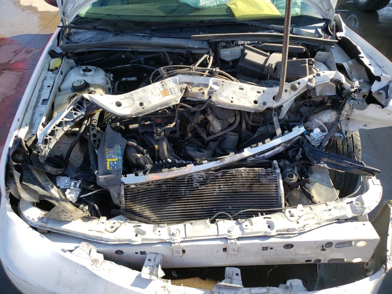 Photo 7 from auction – 2006 FORD FOCUS ZX4 with VIN 1FAFP34N86W130004