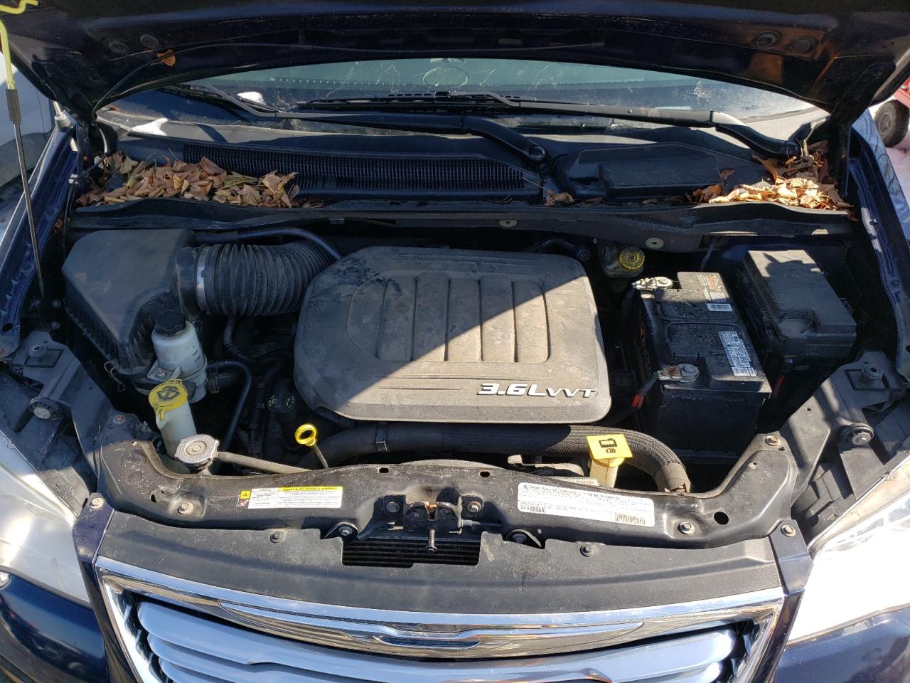 Photo 7 from auction – 2012 CHRYSLER TOWN & COU with VIN 2C4RC1BG6CR410133